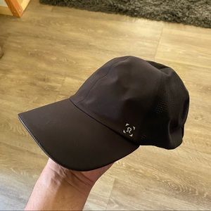 Lululemon Fast and Free Run Hat (EUC)